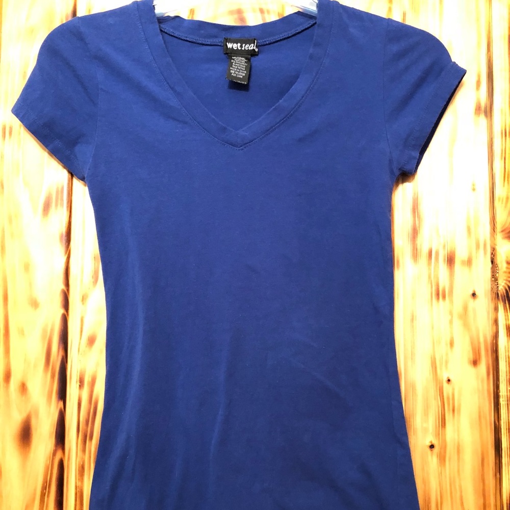 Women’s Royal Blue Wet Seal V Neck Tee Size M